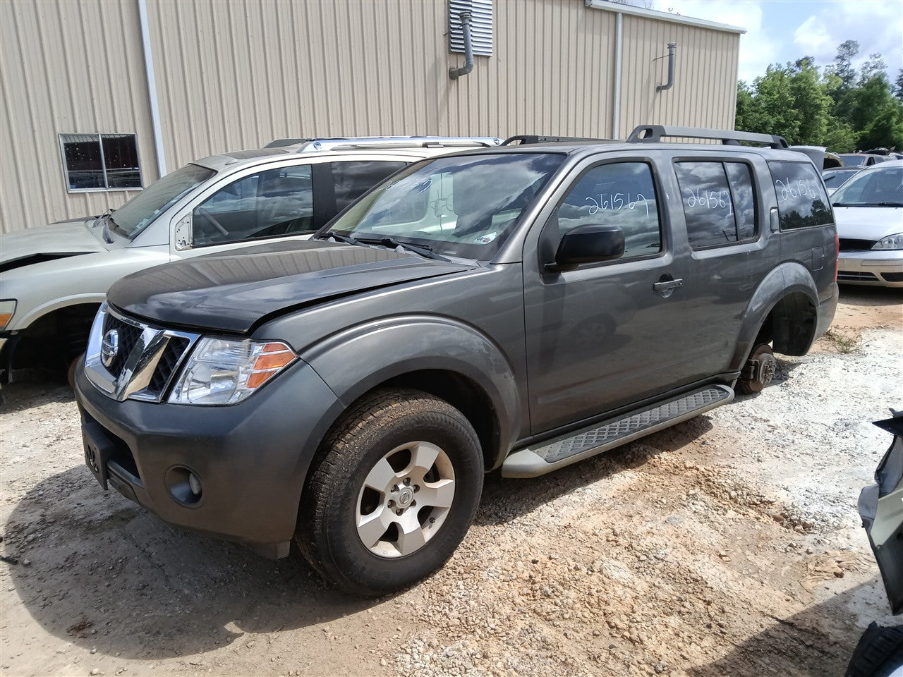 Donor vehicle 2008 Nissan Pathfinder (Stock #261567)