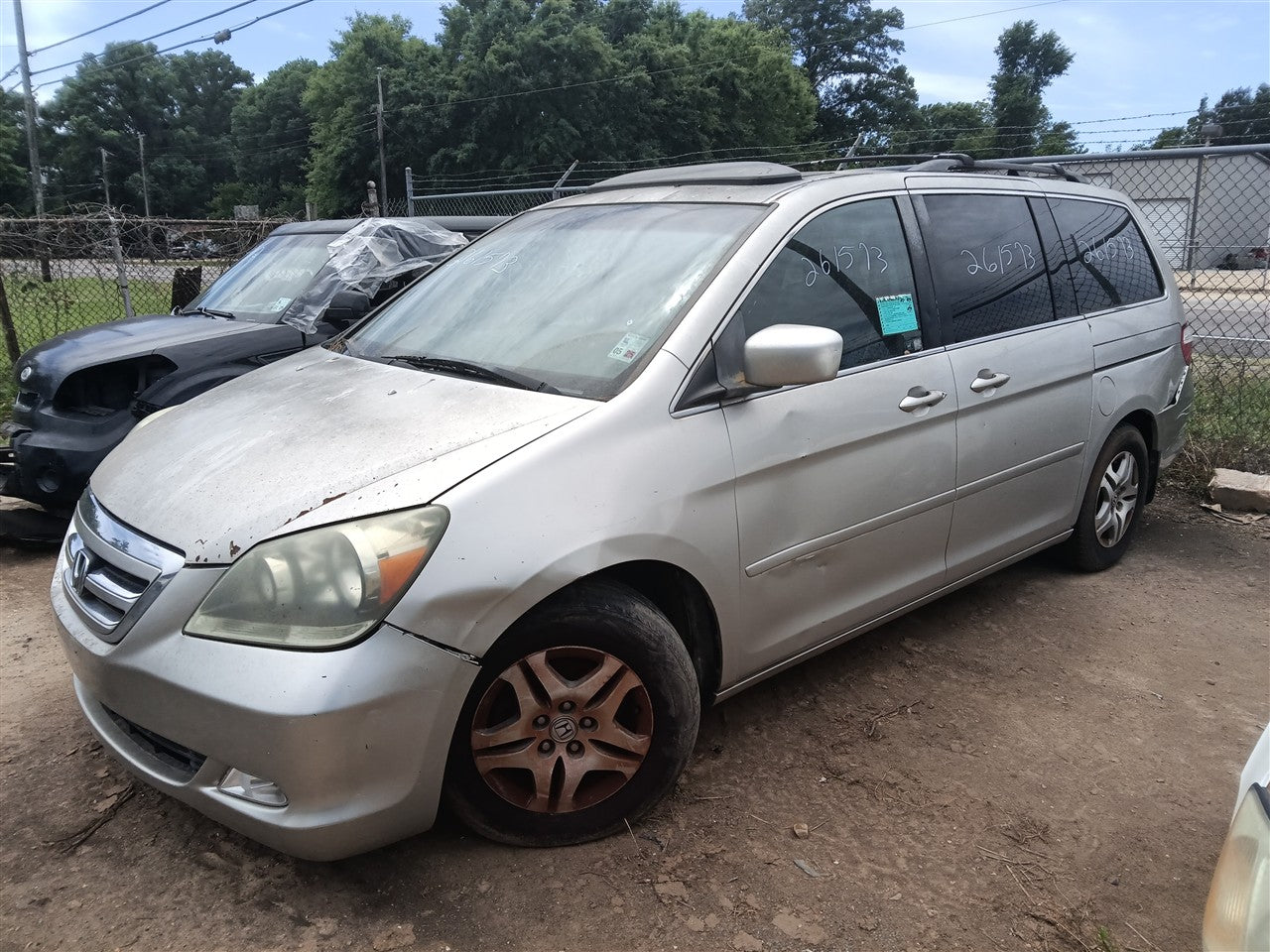 Donor vehicle 2005 Honda Odyssey (Stock #261573)