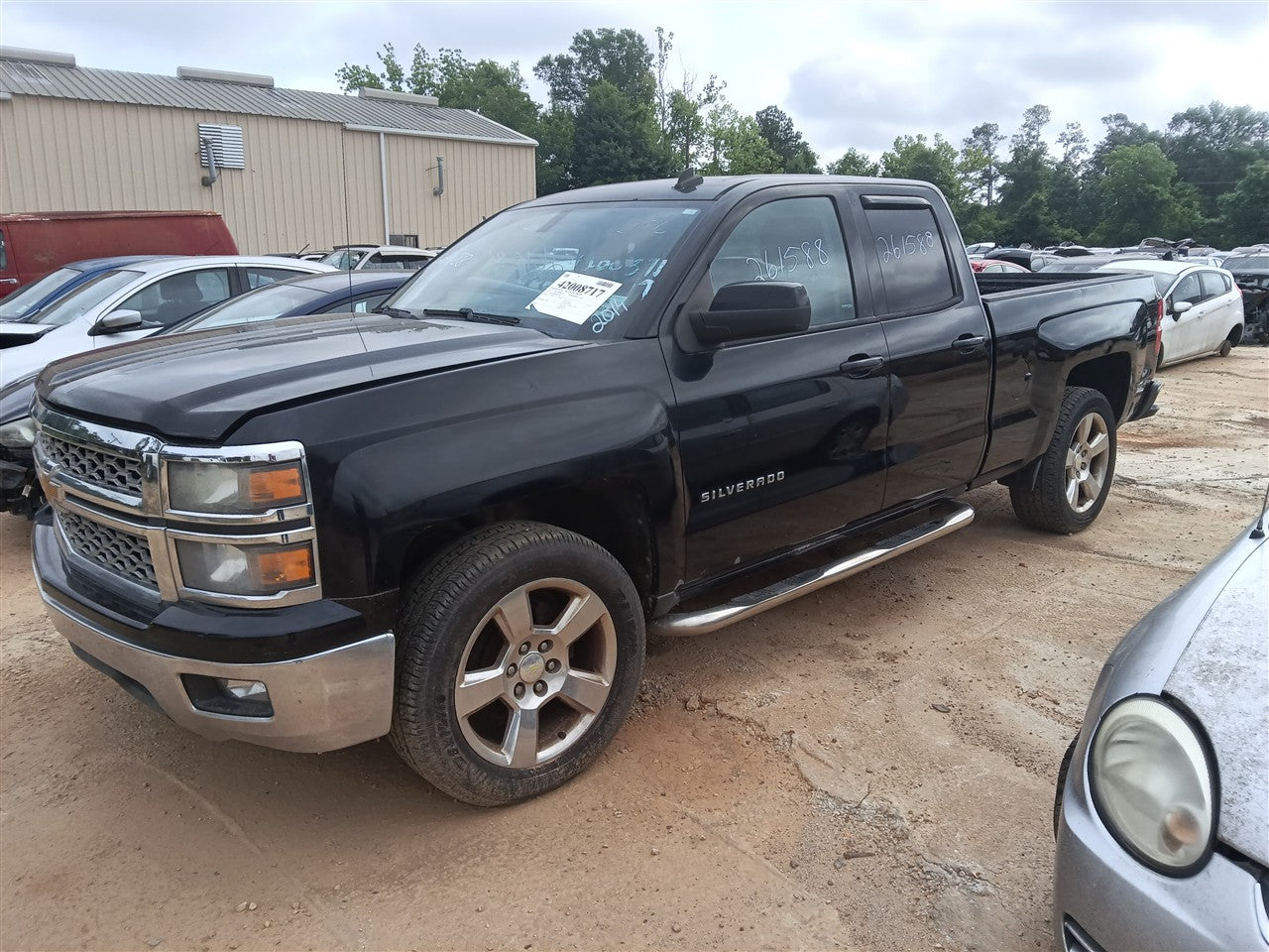 Donor vehicle 2014 Chevrolet Silverado 1500 (Stock #261588)