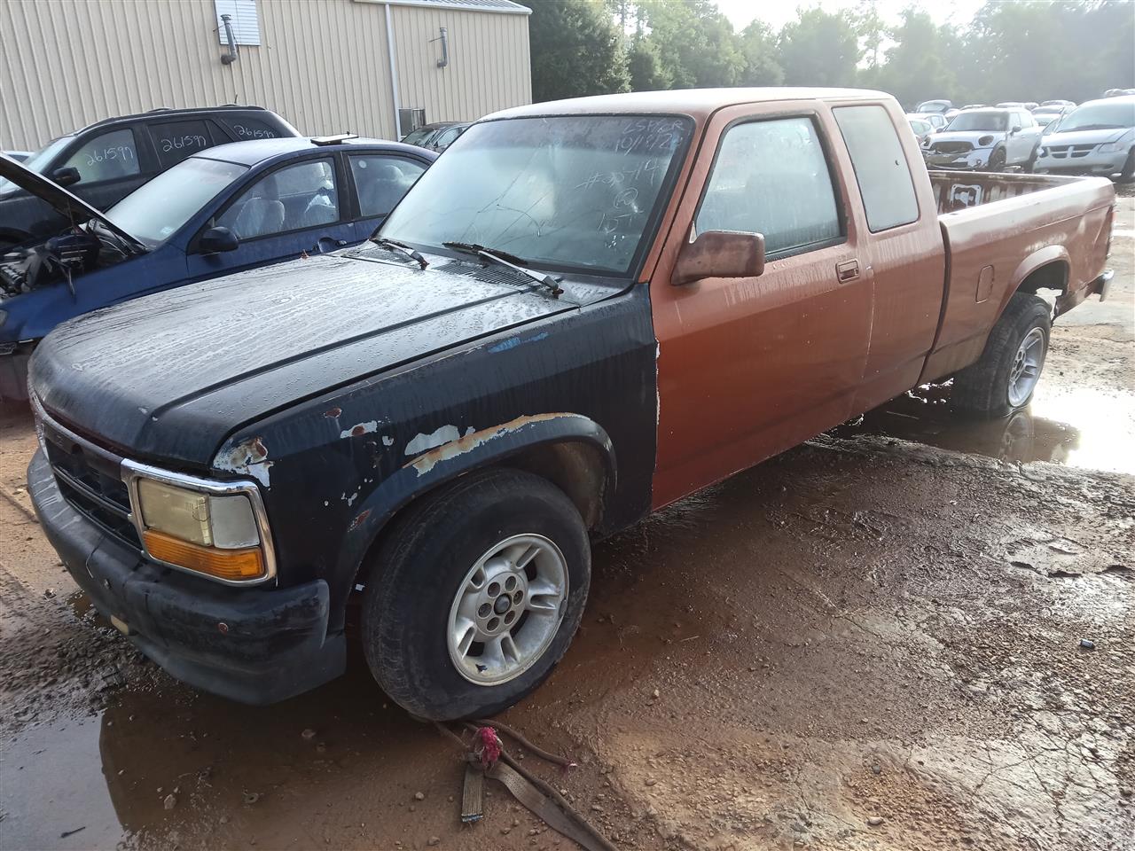 Donor vehicle 1996 Dodge Dakota (Stock #261606)