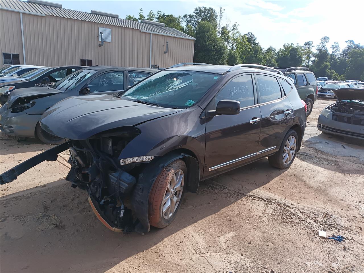 Donor vehicle 2011 Nissan Rogue (Stock #261629)