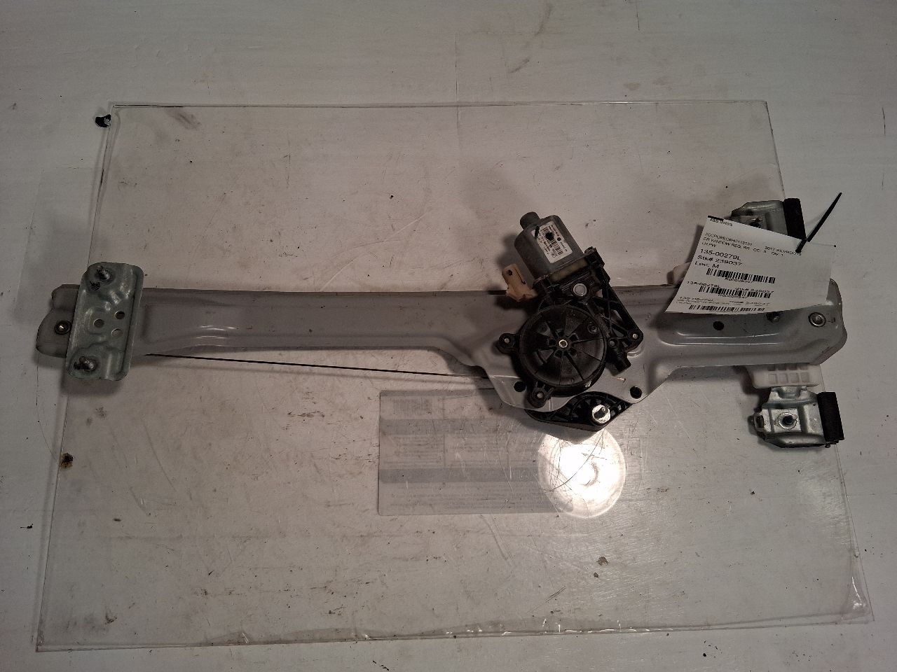 2014 thru 2020 Chevrolet Silverado 1500, GMC Sierra 1500, Cadillac Escalade, Cadillac Escalade ESV and 12 more Driver Side