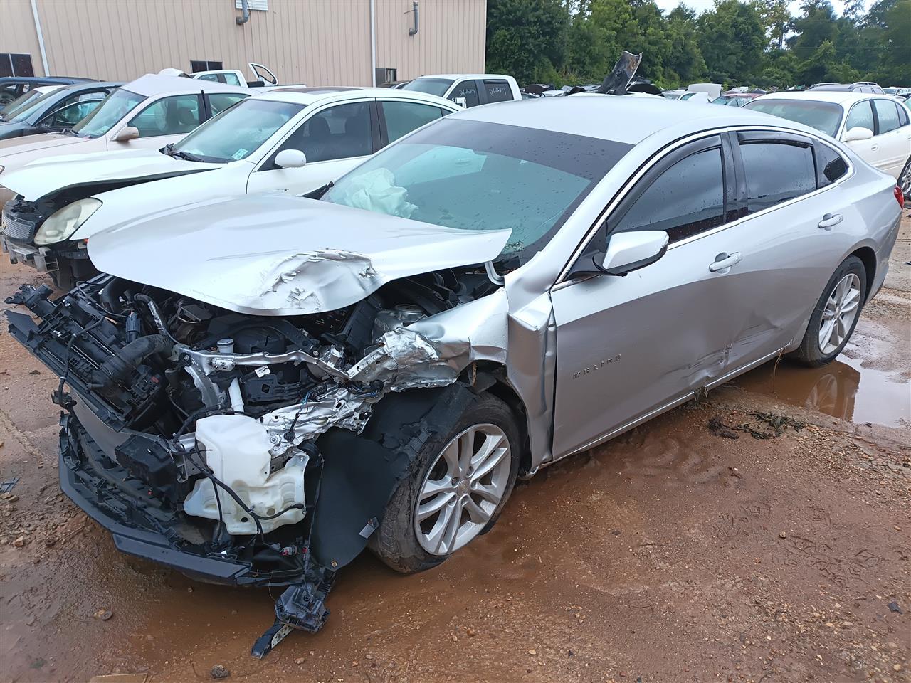 Donor vehicle 2017 Chevrolet Malibu (Stock #261654)