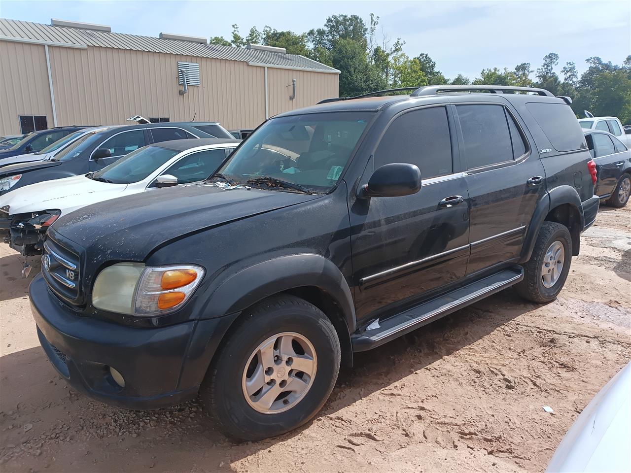 Donor vehicle 2002 Toyota Sequoia (Stock #261662)