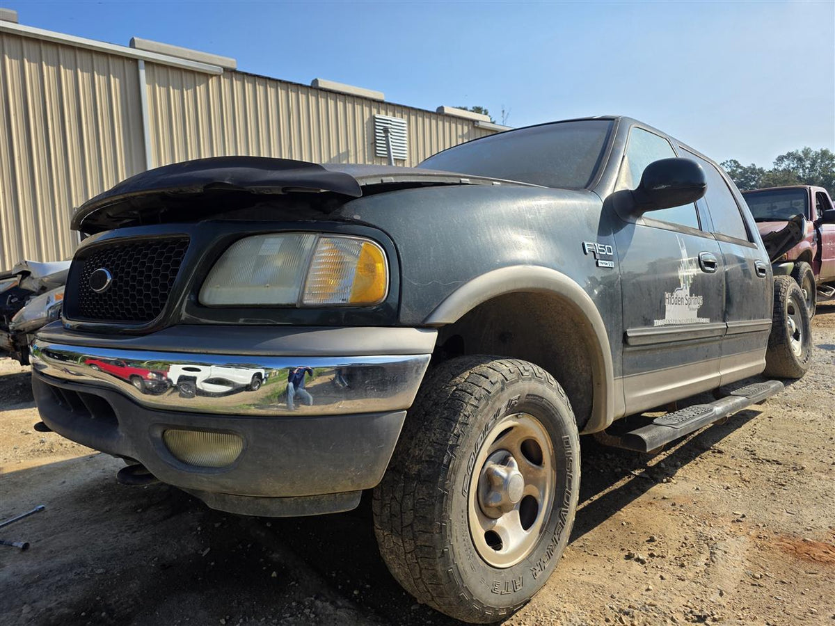 Donor vehicle 2002 Ford F150 (Stock #261729)