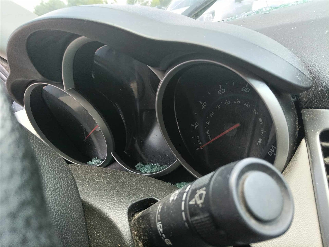 2012 Chevrolet Cruze Speedometer Instrument Gauge Cluster MPH US market with black opt B76