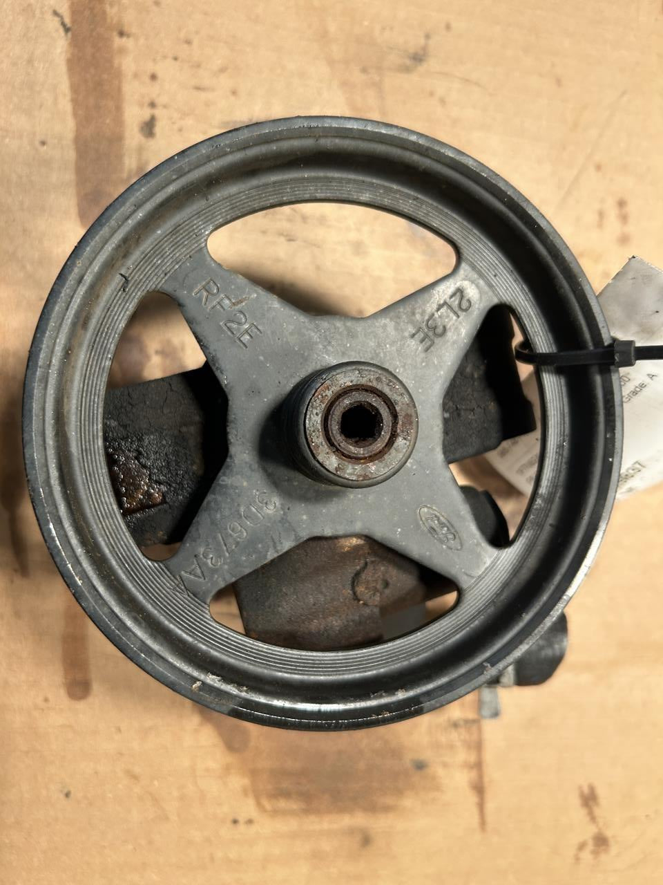 1997 thru 2006 Ford E150 Van, Ford E250 Van, Ford E350 Van, Ford E450SD Van and 5 more Power Steering Pump