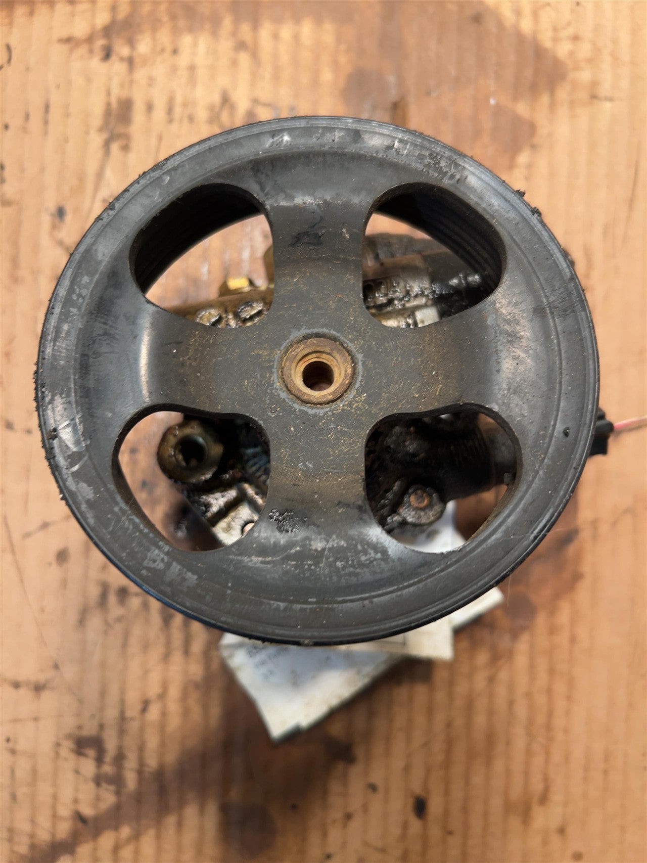 2005 thru 2012 Toyota Avalon, Lexus ES350, Toyota Camry Power Steering Pump VIN K 5th digit 6 cylinder