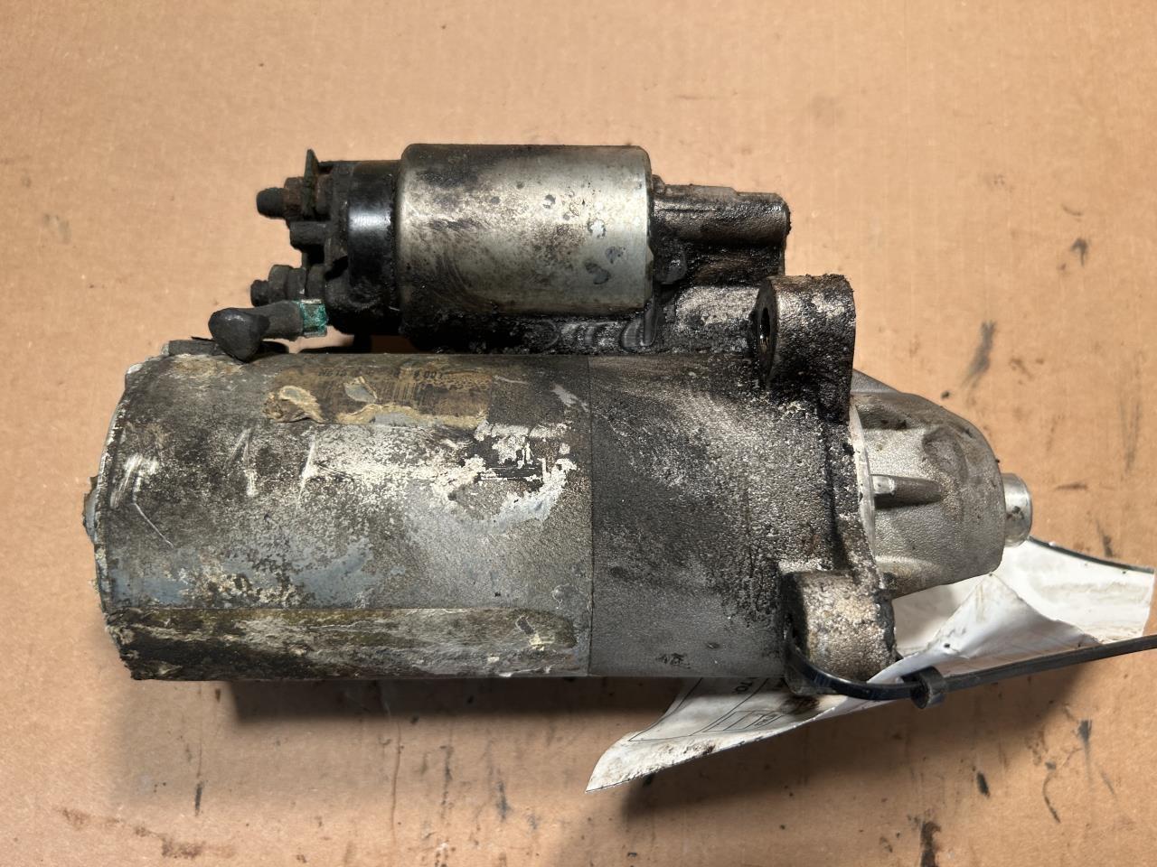 1996 thru 2005 Ford Crown Victoria, Lincoln and Town CAR, Mercury Grand Marquis, Ford Mustang and 12 more Engine Starter