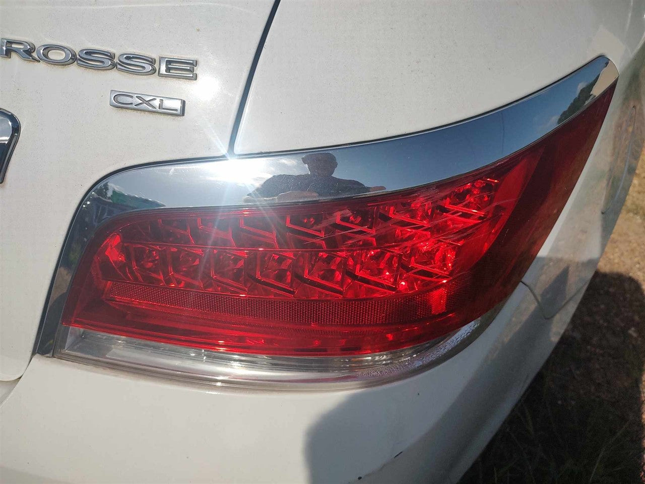 2010 2011 2012 2013 Buick Lacrosse, Buick Allure Passenger Side Right Tail Light Lamp Assembly R