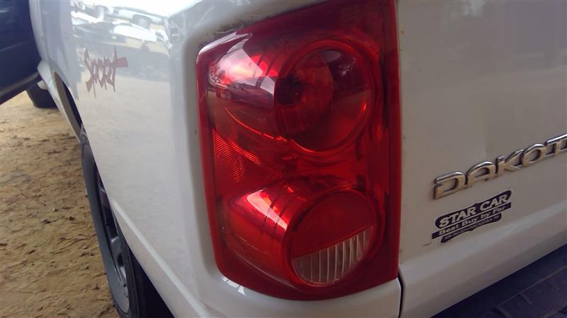 2005 thru 2011 Dodge Dakota Driver Side Left Tail Light Lamp Assembly L