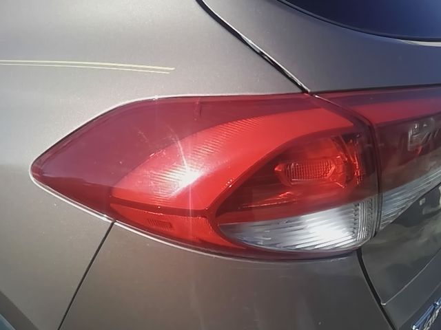 2016 2017 2018 Hyundai Tucson Driver Side Left Tail Light Lamp Assembly quarter panel mounted L