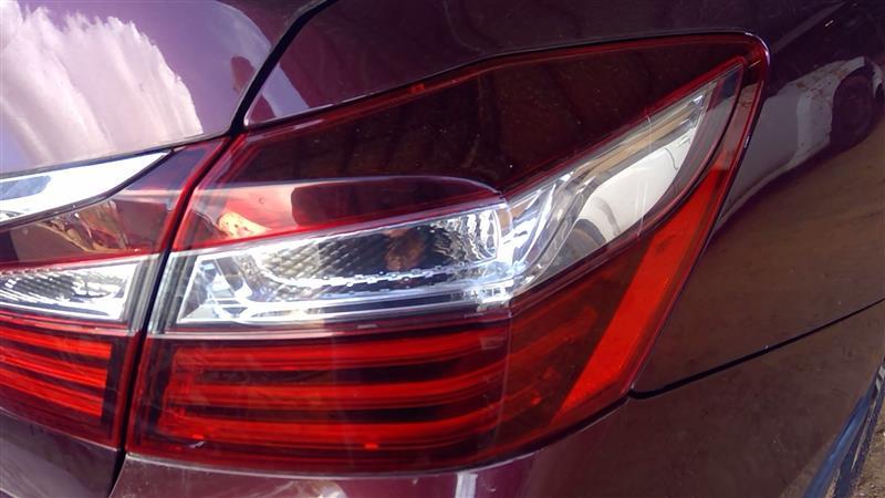 2016 2017 Honda Accord Passenger Side Right Tail Light Lamp Assembly quarter mounted incandescent R