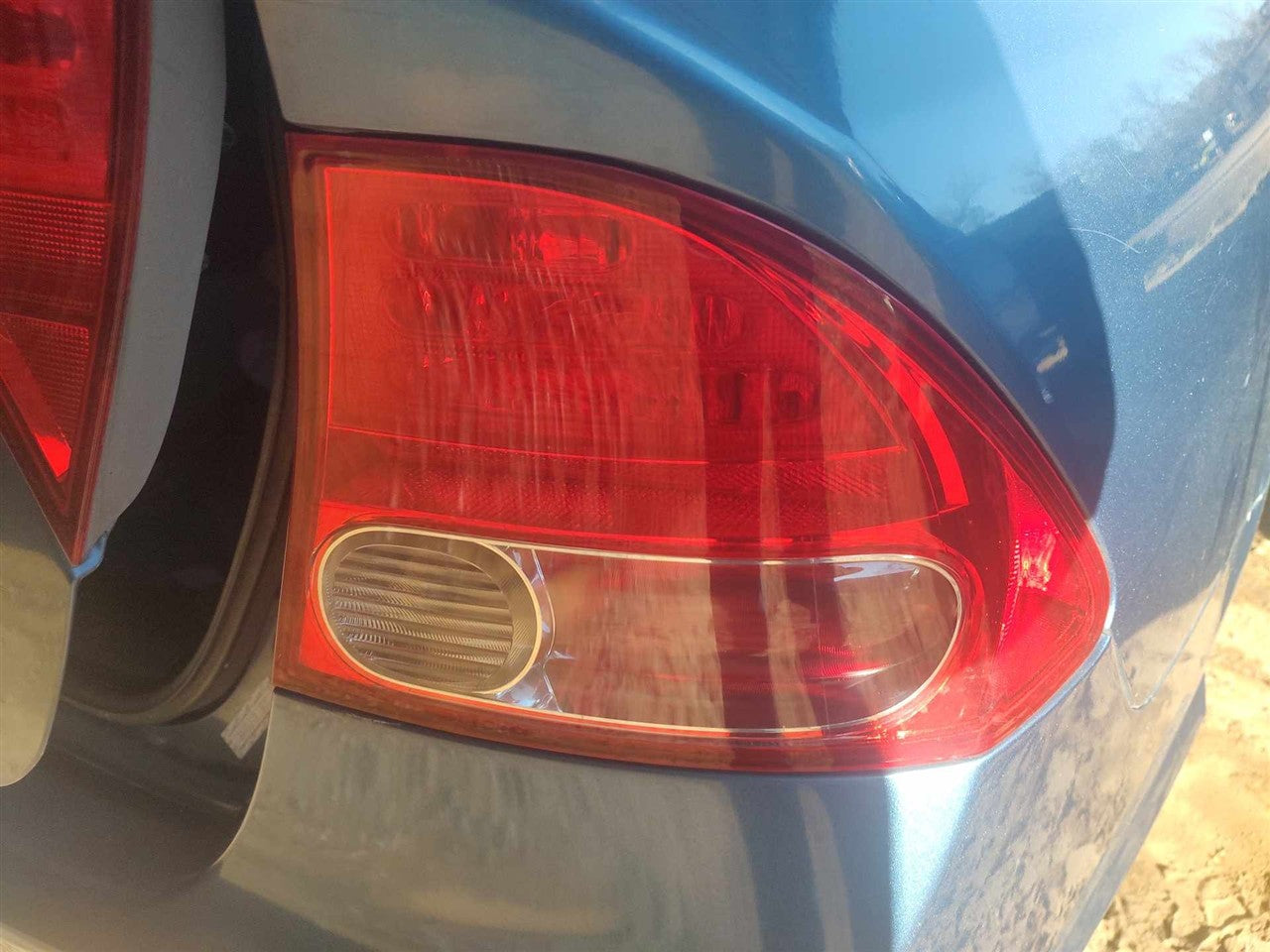 2006 2007 2008 Honda Civic Passenger Side Right Tail Light Lamp Assembly Sdn quarter panel mounted R