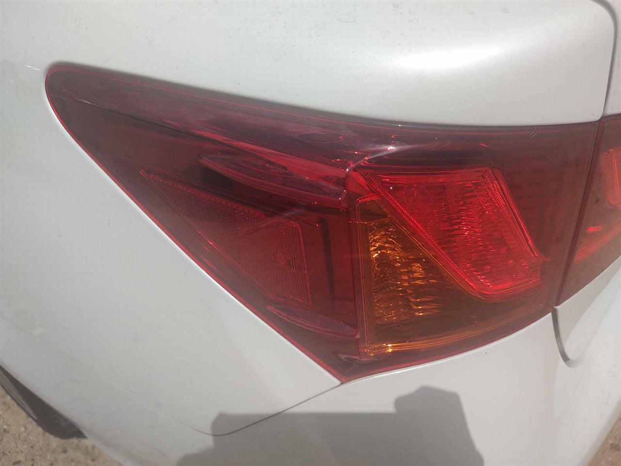2013 2014 2015 Lexus GS350, Lexus GS450H Driver Side Left Tail Light Lamp Assembly quarter panel mounted L