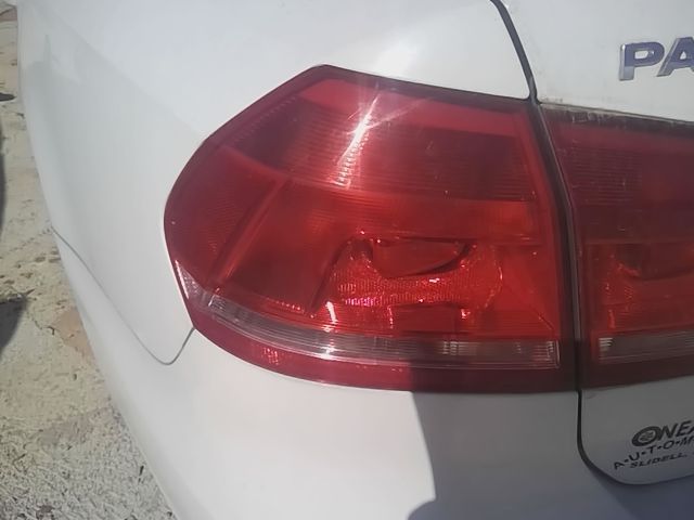 2012 2013 2014 2015 Volkswagen Passat Driver Side Left Tail Light Lamp Assembly Sdn quarter panel mounted L