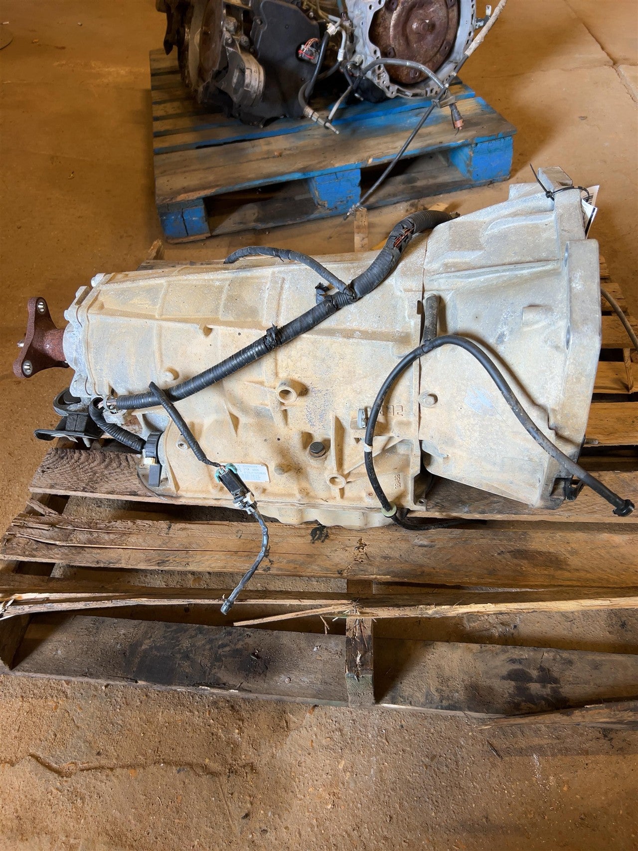 2010 2011 Chevrolet Camaro Transmission Transaxle Assembly 3.6L 6 Cylinder AT
