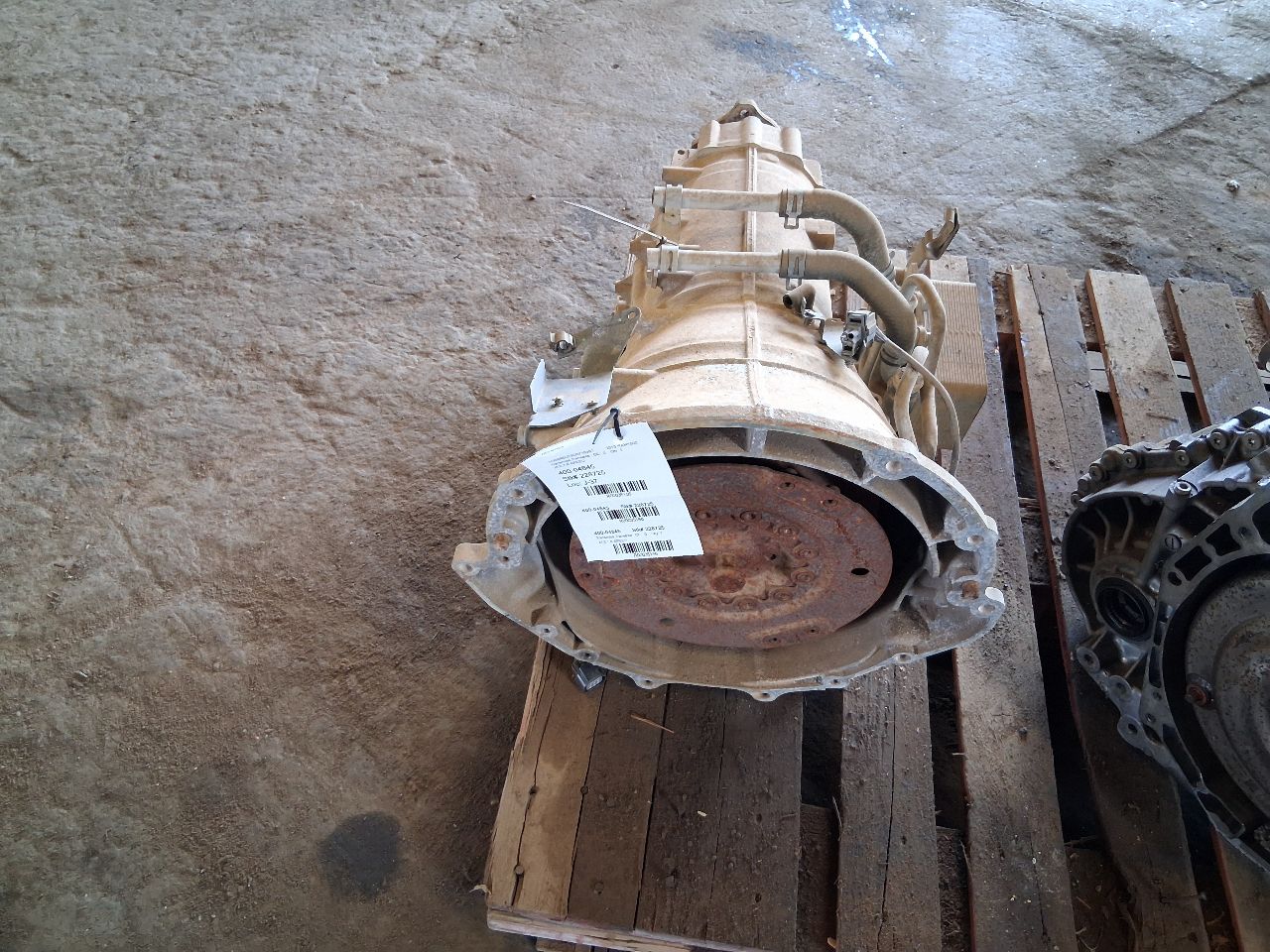 2013 Dodge 1500 Transmission Transaxle Assembly AT 4x2 5.7L 8 speed