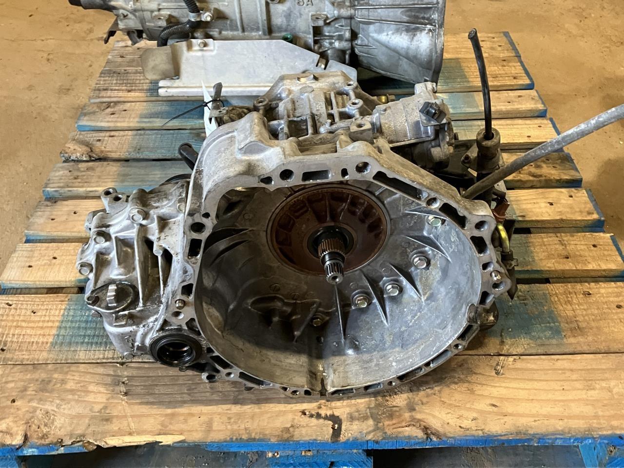 2002 2003 2004 Infiniti I35, Nissan Maxima Transmission Transaxle Assembly AT non locking differential