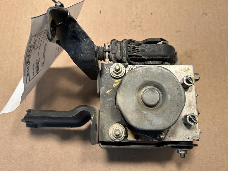 2013 Nissan Versa ABS Anti Lock Brake Pump Control Module Assembly 1.6L Sdn AT with CVT