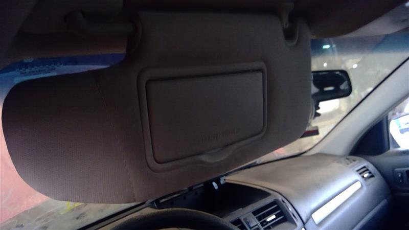 2010 2011 2012 Ford Fusion, Mercury Milan Driver Side Left Sun Visor L without garage door opener