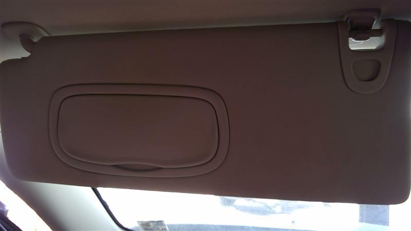 2014 thru 2018 Jeep Cherokee Driver Side Left Sun Visor illuminated L