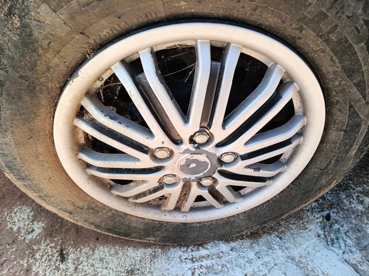 1989 thru 2005 Chevrolet Cavalier, Pontiac Sunfire, Pontiac Grand AM, Buick Skylark and 6 more Wheel Rim