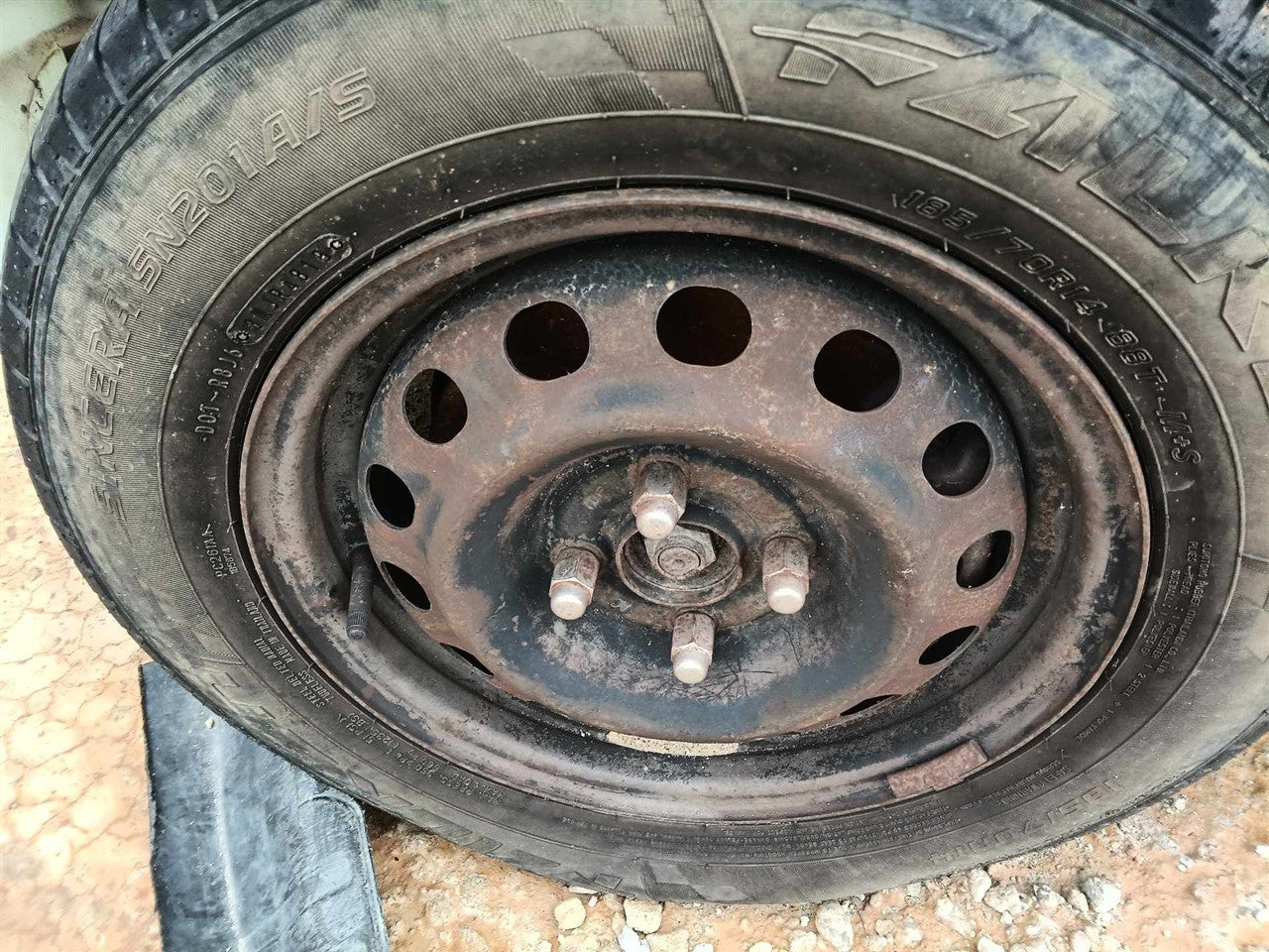 2001 thru 2005 Honda Civic Wheel Rim 14x5 1 2 steel