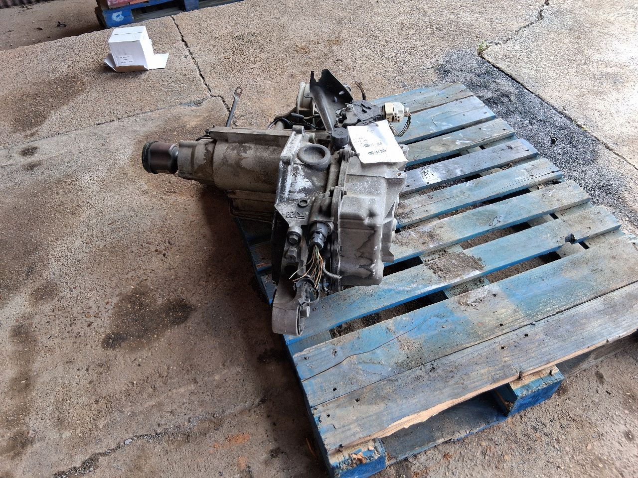 2008 2009 2010 Chevrolet Malibu, Pontiac G6, Saturn Aura Transmission Transaxle Assembly AT 2.4L