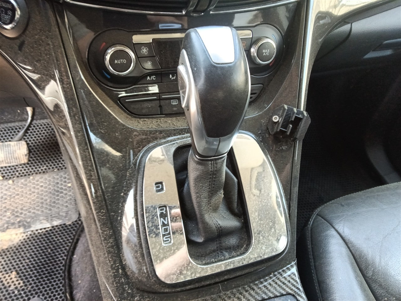 2016 Ford Escape Transmission Gear Shifter Assembly