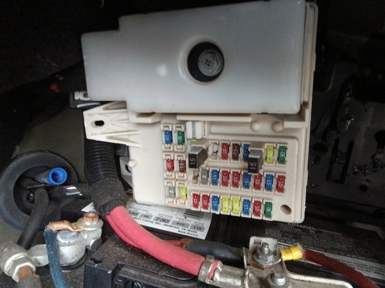 2012 Cadillac CTS Cabin Interior Fuse Box Relay Panel