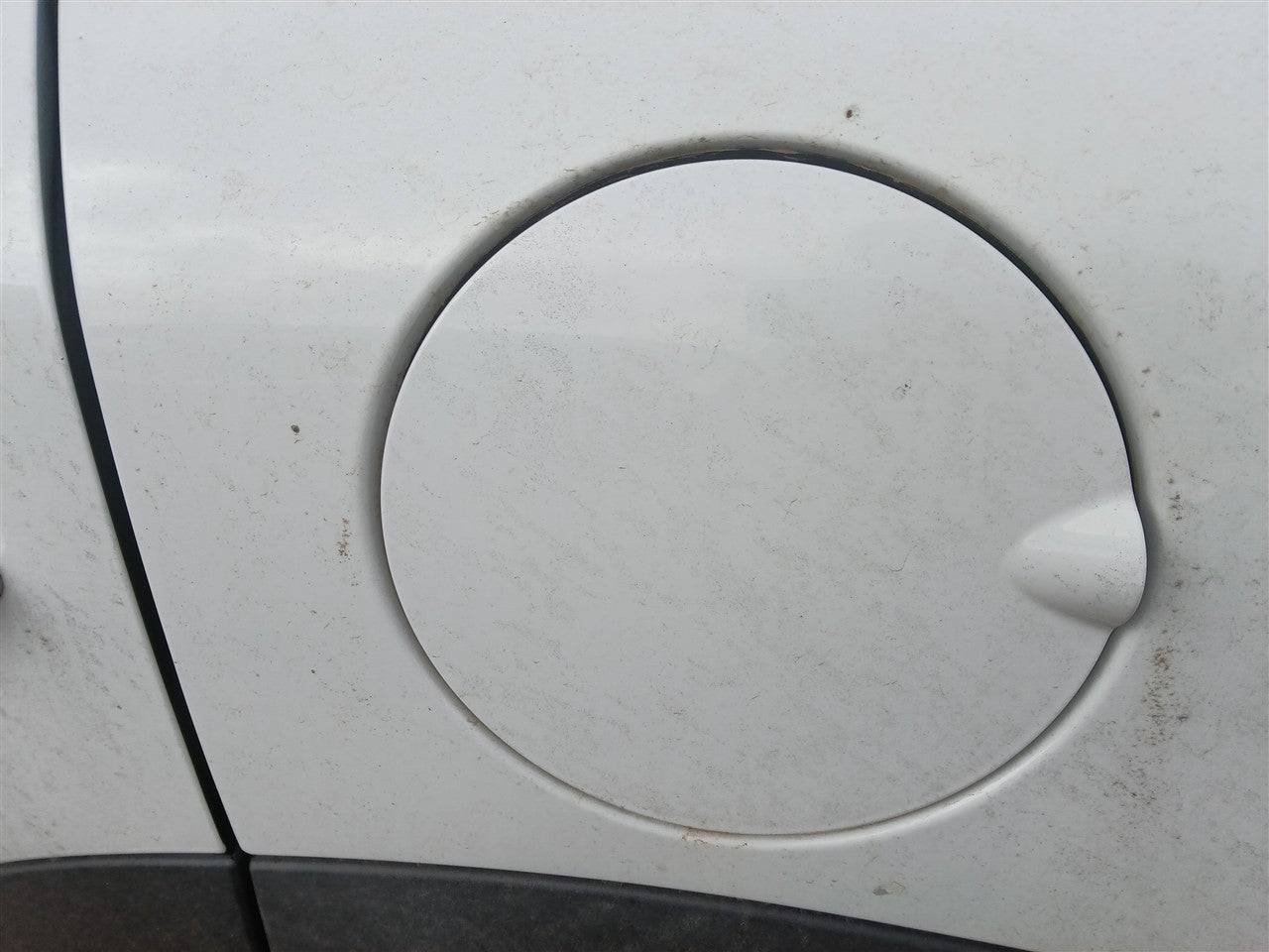 2011 Mini Cooper Countryman Fuel Filler Gas Door Lid