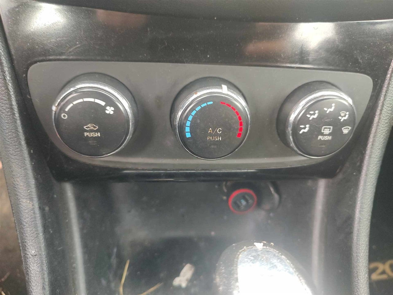 Donor vehicle 2012 Chrysler 200 (Stock #251025)