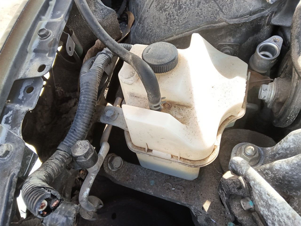 2013 thru 2018 Nissan Altima, Nissan Maxima Coolant Overflow Reservoir Tank