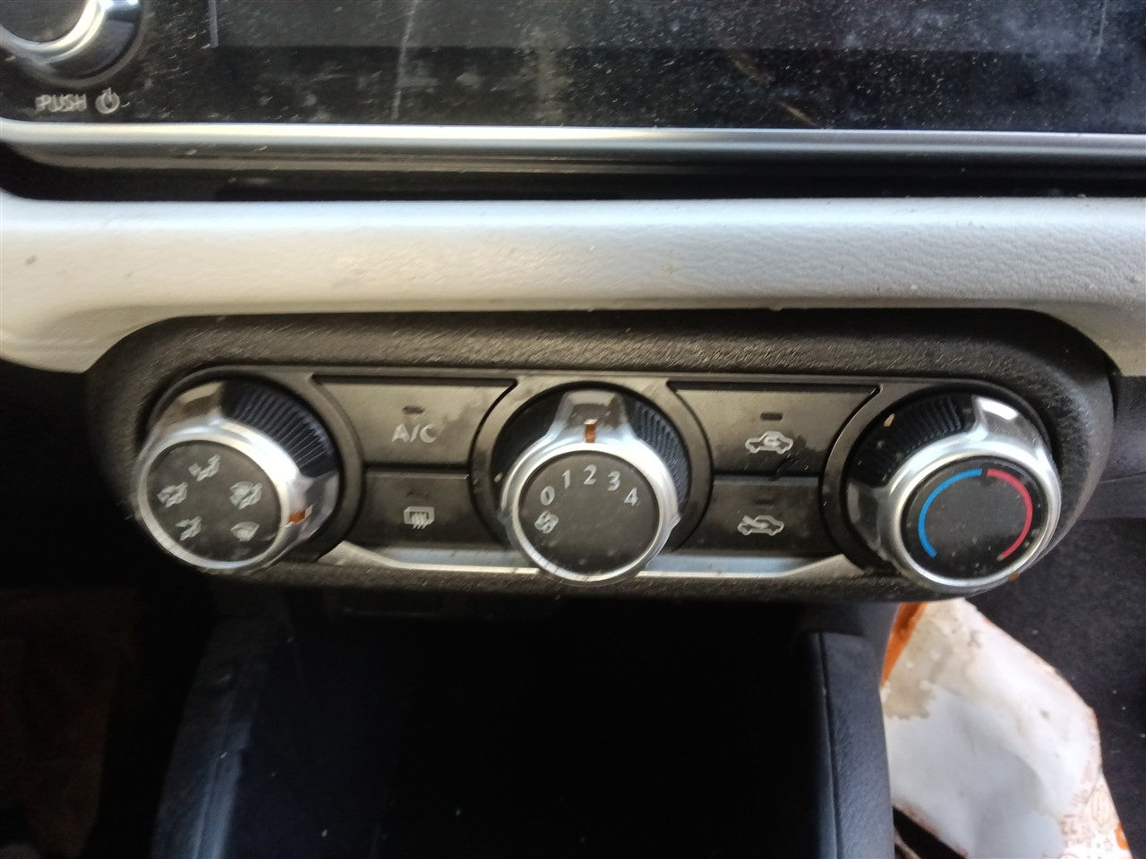 2021 thru 2025 Nissan Versa AC Heater Temperature Climate Control Unit manual