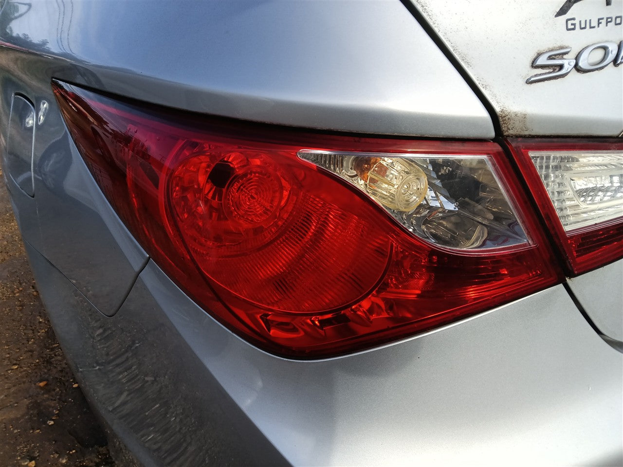 2011 2012 2013 2014 Hyundai Sonata Driver Side Left Tail Light Lamp Assembly quarter panel mounted L