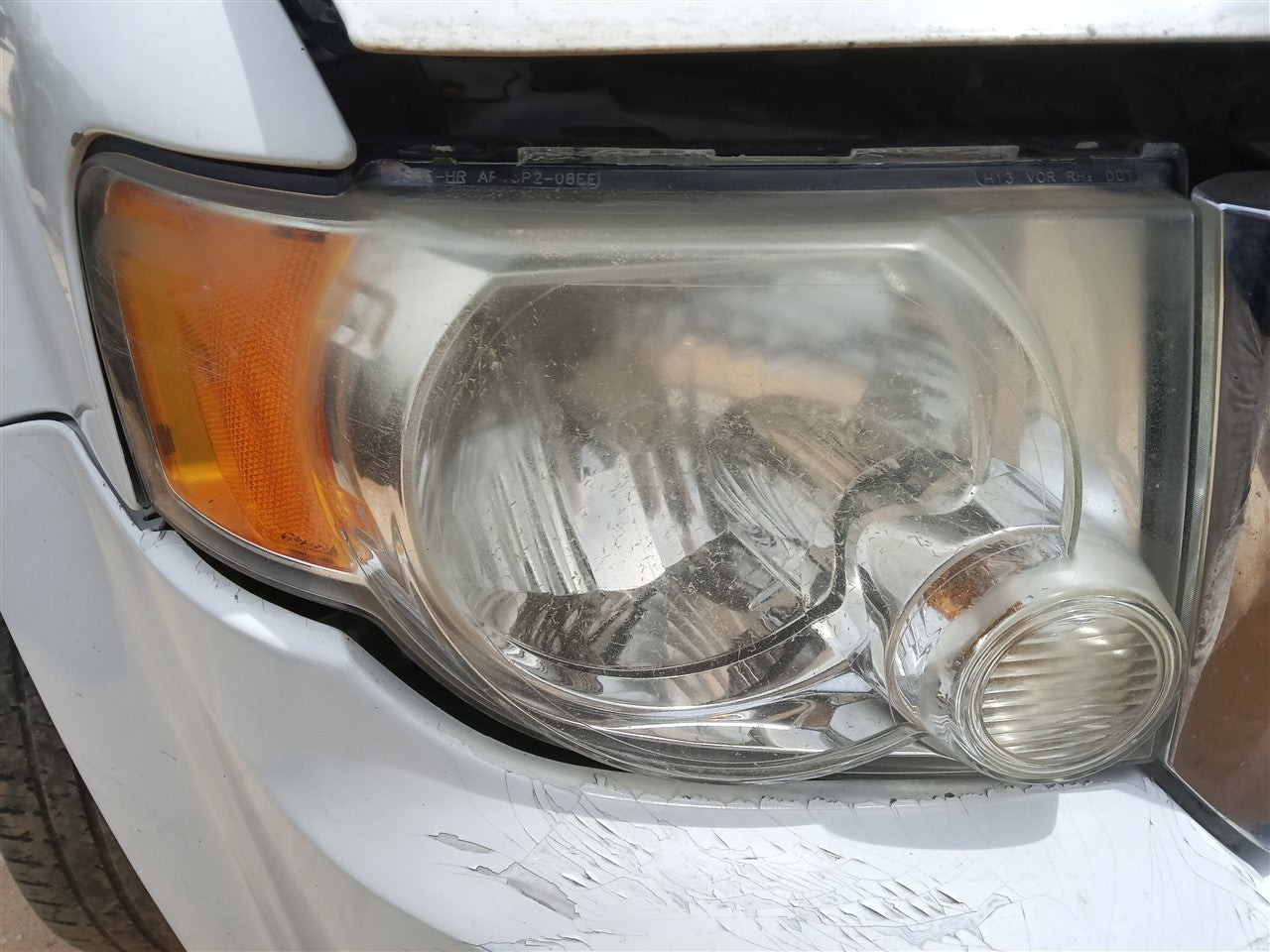2008 thru 2012 Ford Escape Passenger Side Right Headlight Headlamp Assembly R