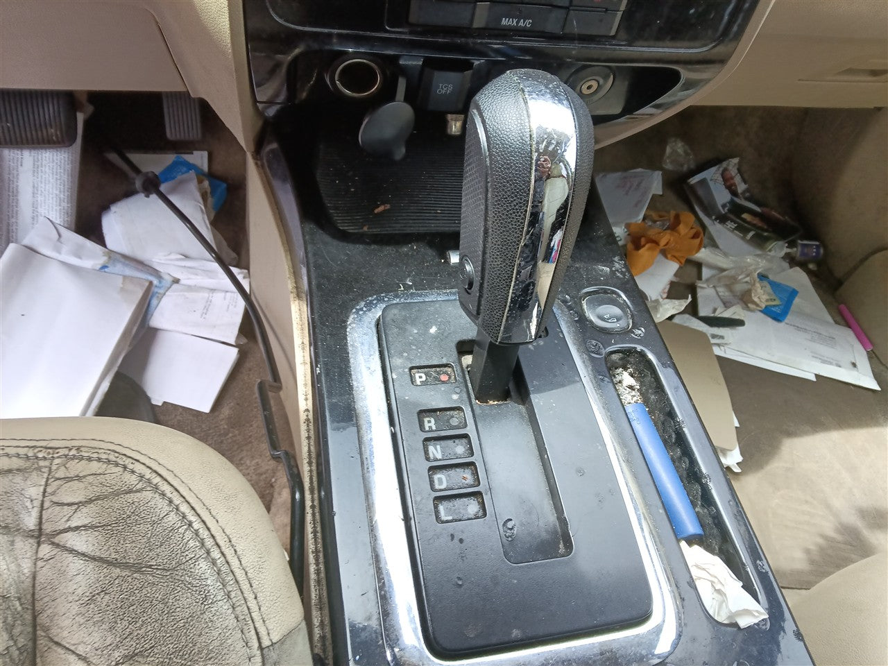 2012 Ford Escape Transmission Gear Shifter Assembly