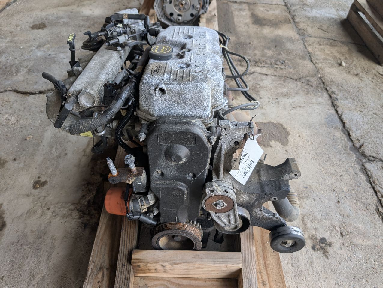 2000 2001 2002 Ford Escort Engine Motor Assembly 2.0L VIN P 8th digit SOHC