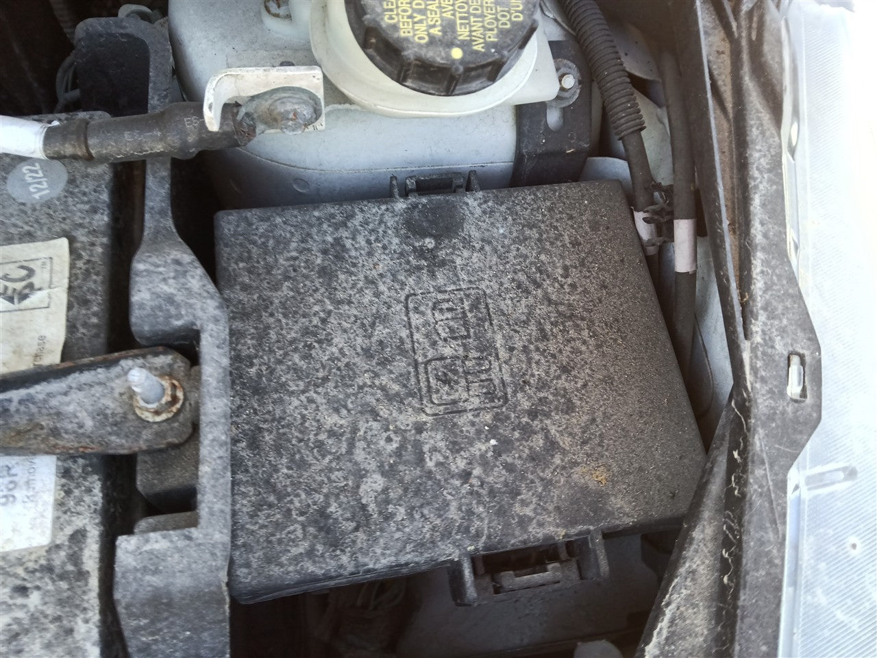 2014 thru 2019 Ford Fiesta Engine Bay Fuse Box Relay Panel