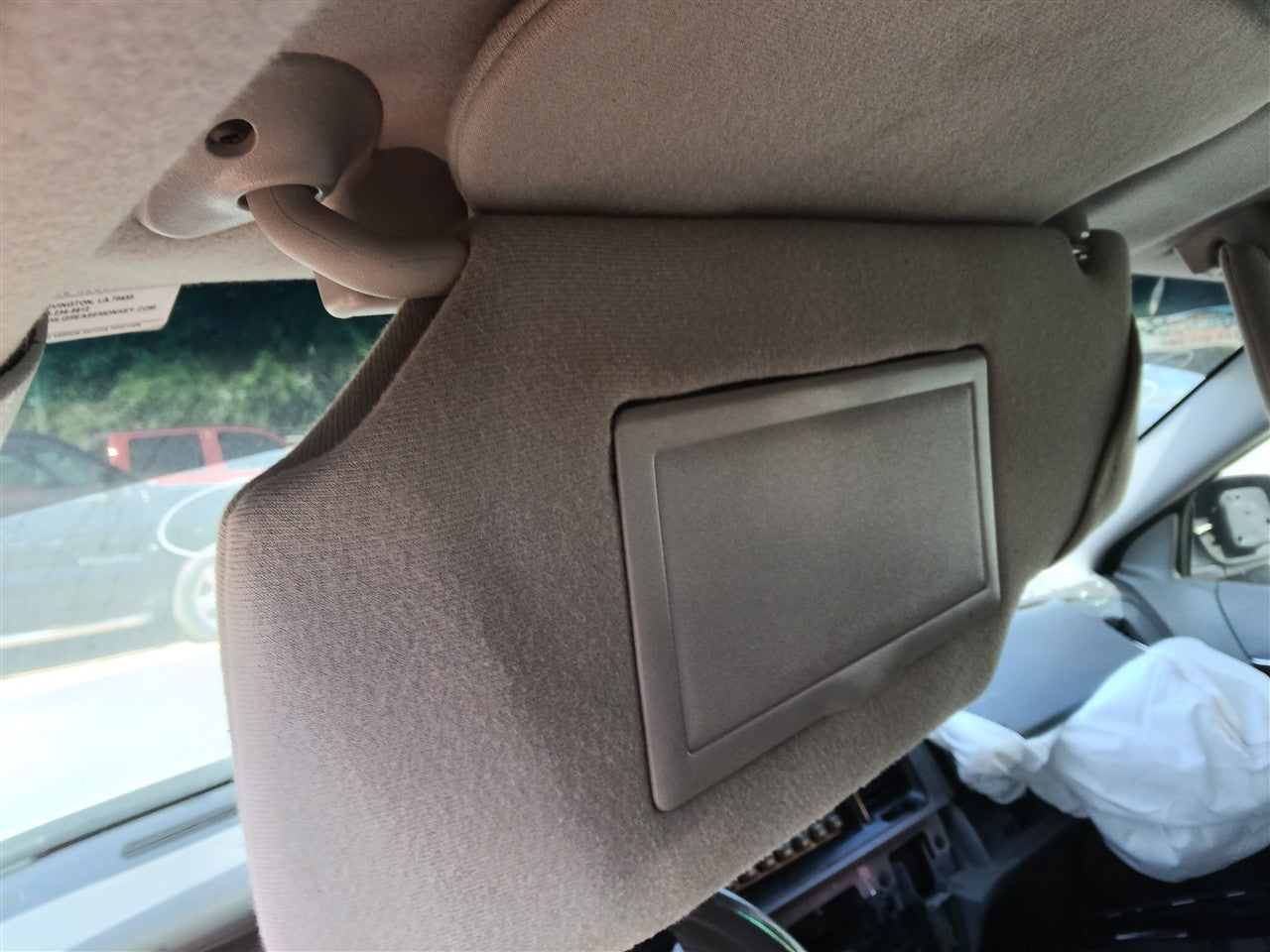 2001 2002 Ford Crown Victoria, Mercury Grand Marquis Driver Side Left Sun Visor dual visors L with illumination