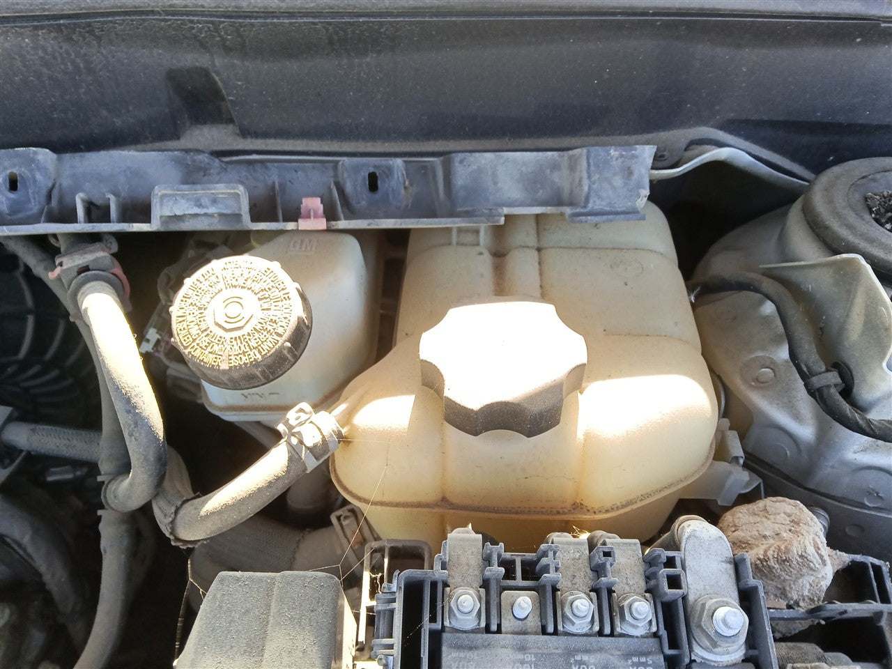 2010 thru 2020 Buick Lacrosse, Cadillac SRX, Buick Regal, Cadillac XTS and 4 more Coolant Overflow Reservoir Tank