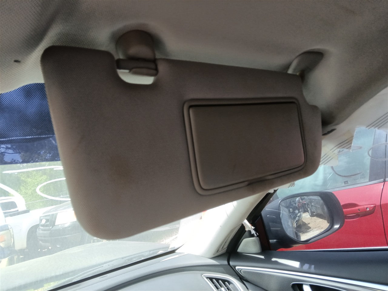 2014 thru 2023 Infiniti Q50 Passenger Side Right Sun Visor illuminated R
