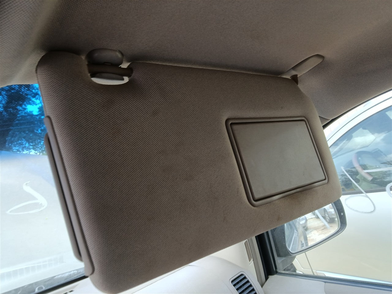 2005 thru 2012 Nissan Pathfinder Passenger Side Right Sun Visor without illumination 4x2 R