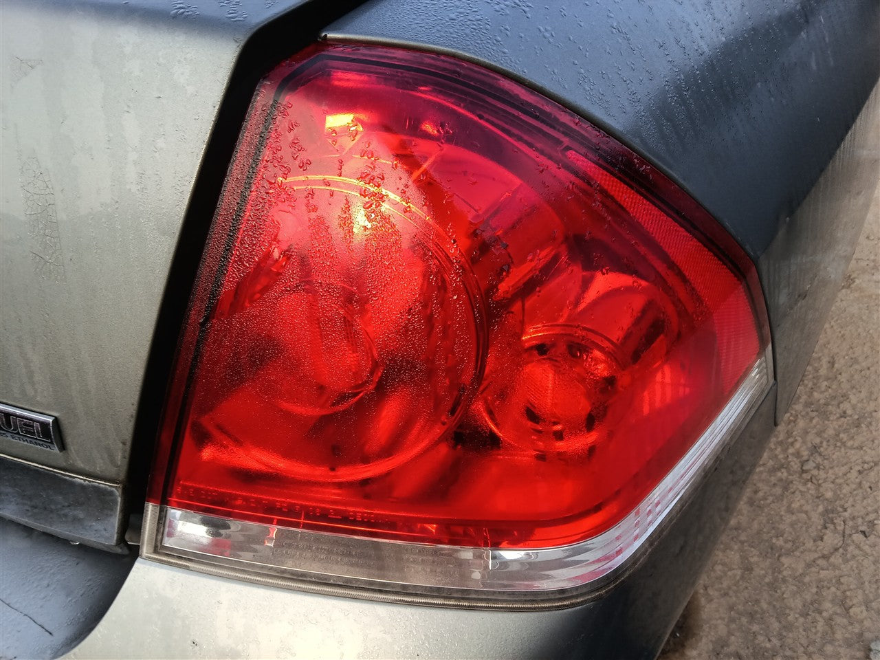 2006 thru 2016 Chevrolet Impala Passenger Side Right Tail Light Lamp Assembly R