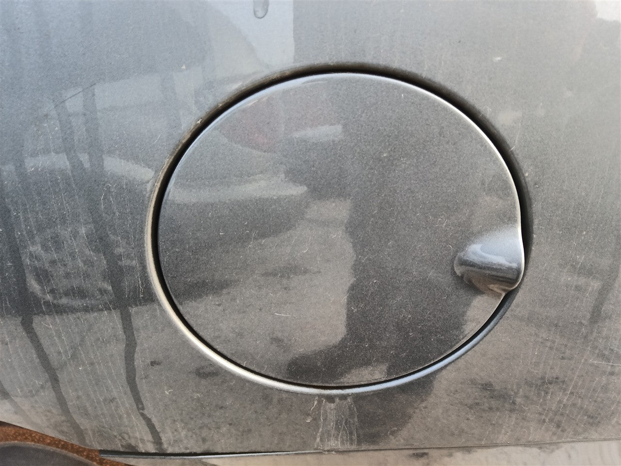 2008 Chevrolet Impala Fuel Filler Gas Door Lid