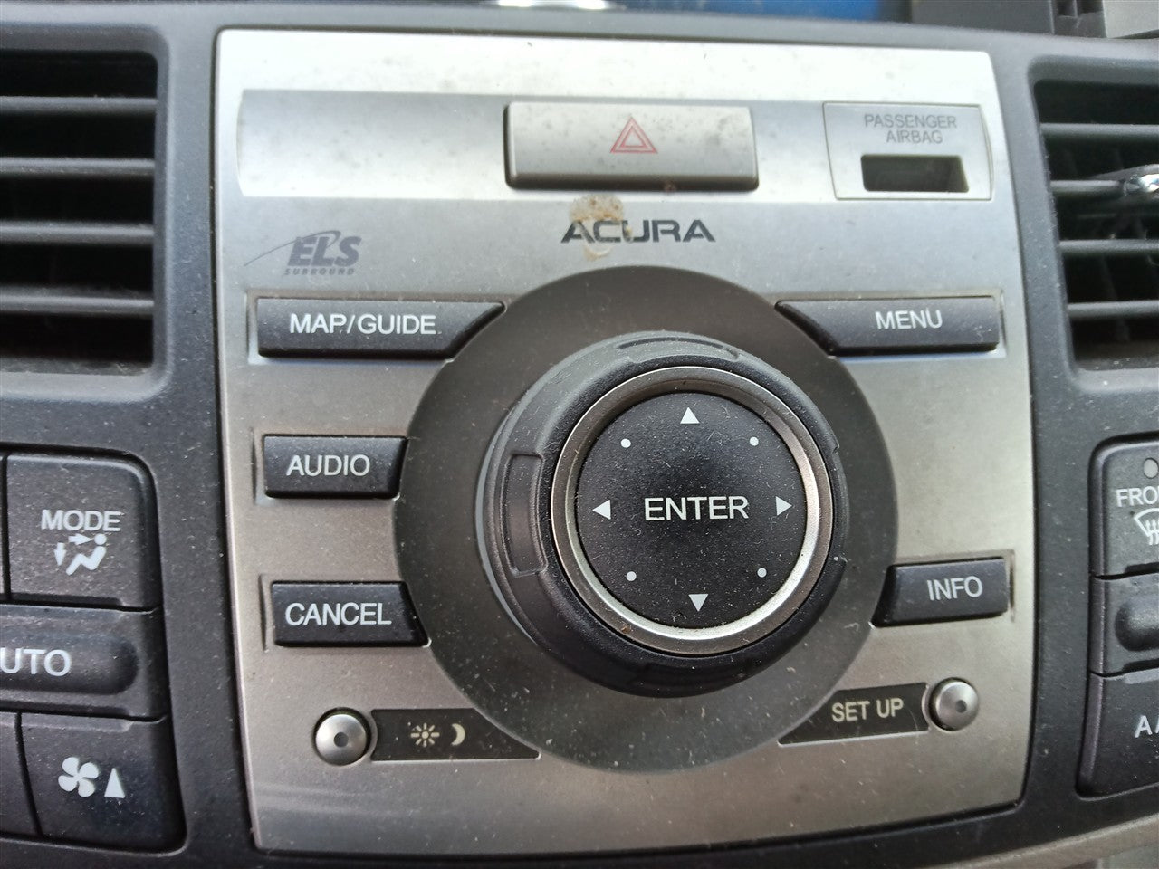 2010 2011 2012 Acura RDX Radio Stereo Audio Head Unit control assembly Technology navigation