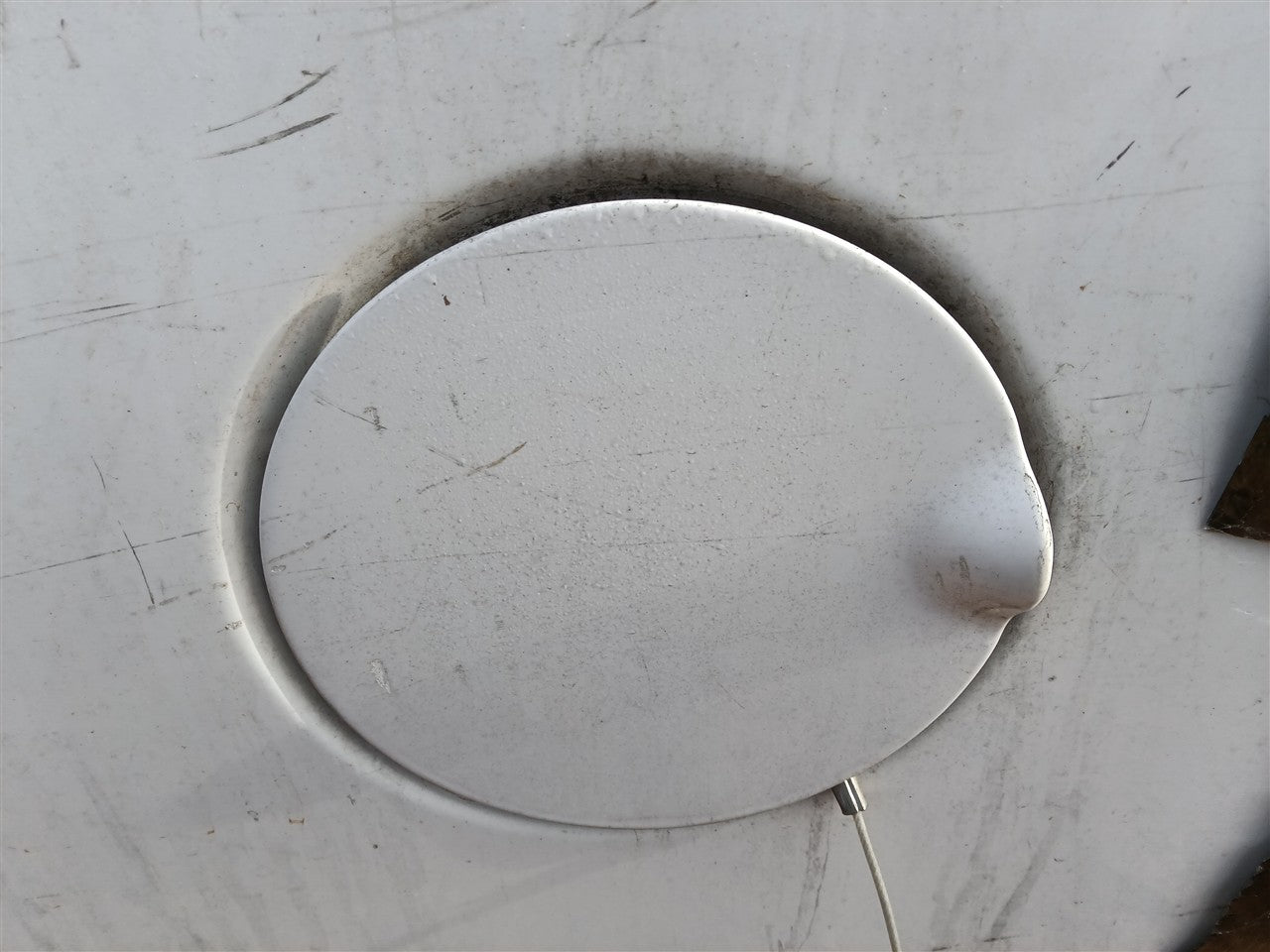 2002 Dodge 1500 Fuel Filler Gas Door Lid