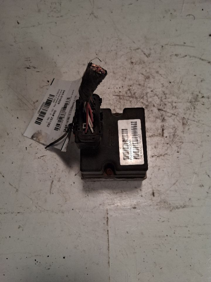 2002 Dodge 1500 ABS Anti Lock Brake Pump Control Module Assembly rear wheel