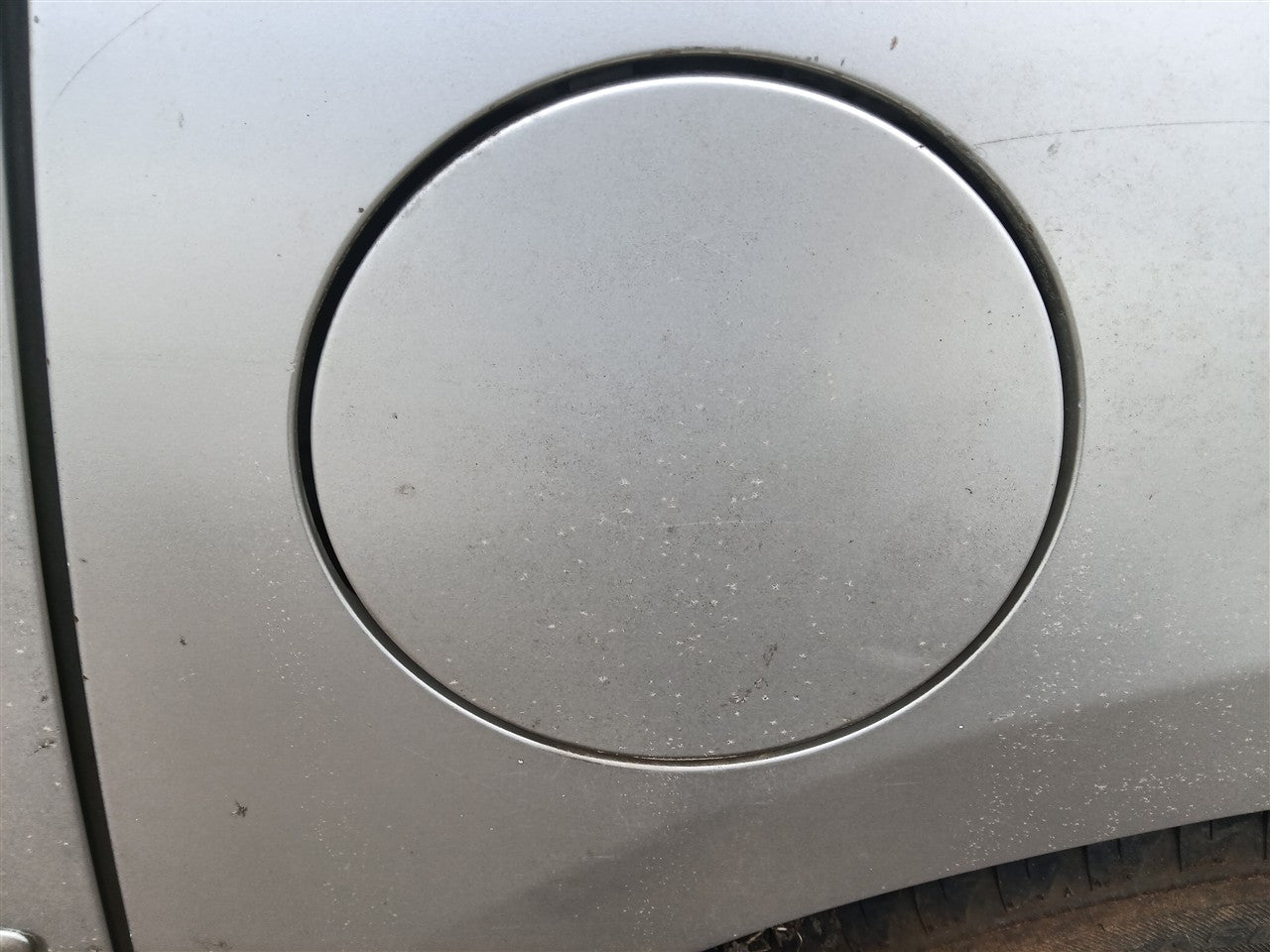 2005 Honda Odyssey Fuel Filler Gas Door Lid